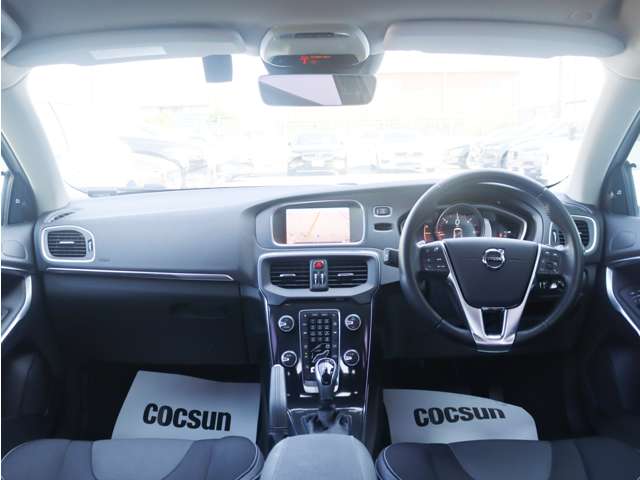ボルボ Ｖ４０ Ｄ４ モメンタム ディーゼルターボ H29年 (東海) 99