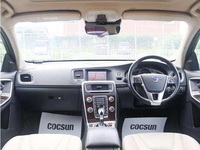 ボルボ Ｖ６０クロスカントリー Ｔ５ ＡＷＤ クラシック ４ＷＤ H30年 (東海) 99