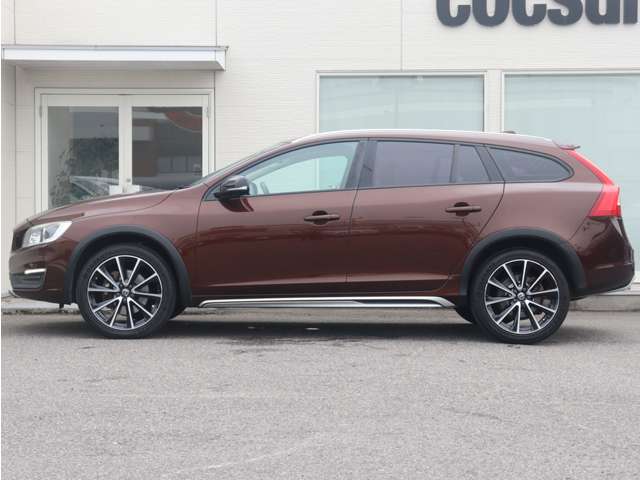 ボルボ Ｖ６０クロスカントリー Ｔ５ ＡＷＤ クラシック ４ＷＤ H30年 (東海) 99