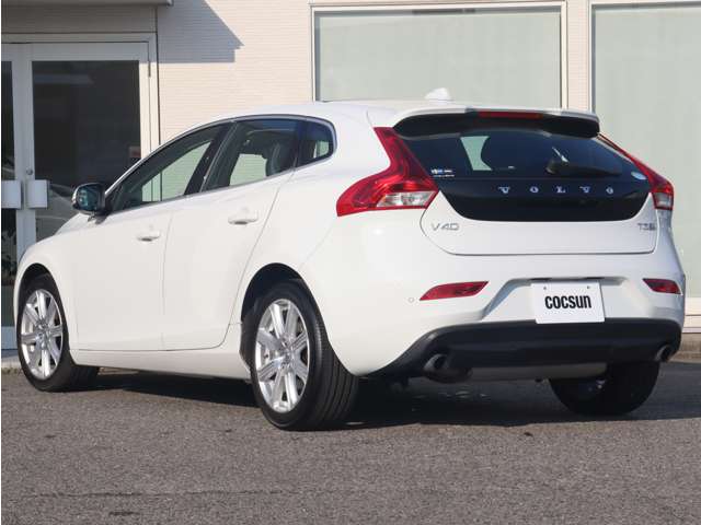 ボルボ Ｖ４０ Ｔ３　クラシックエディション R1年 (東海) 99