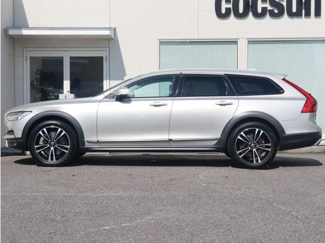 ボルボ Ｖ９０クロスカントリー Ｔ５ ＡＷＤ サマム ４ＷＤ H29年 (東海) 99