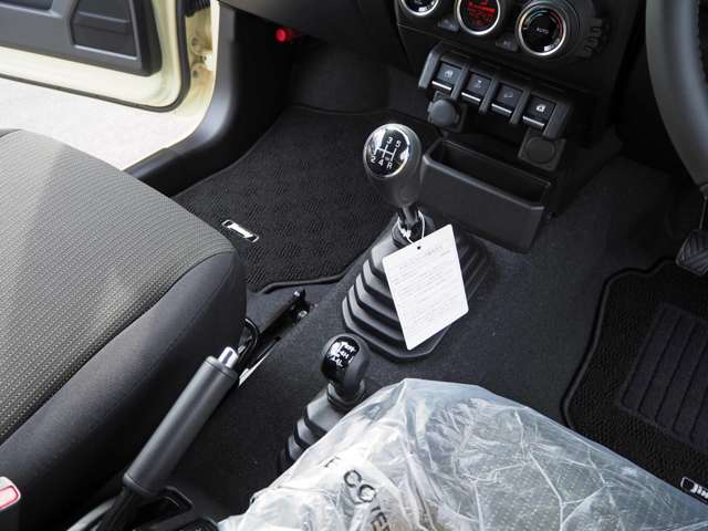 スズキ ジムニー ６６０ ＸＣ ４ＷＤ R8年 (東海) 99