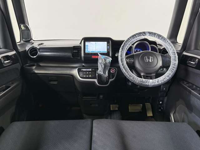 ホンダ Ｎ　ＢＯＸ ６６０ カスタムＧ ＳＳパッケージ H25年 (近畿) 99