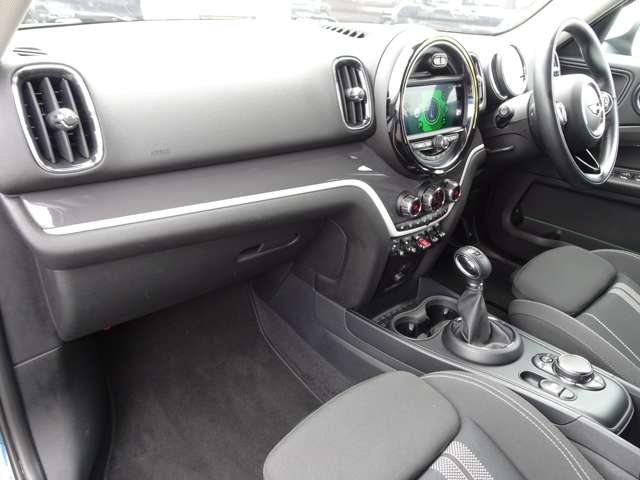 ミニ ミニクロスオーバー クーパー ＳＤ オール４ ４ＷＤ R1年 (関東) 99