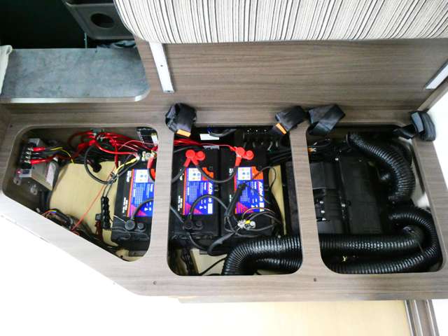 トヨタ カムロード 東和モータース H28年 (関東) 99