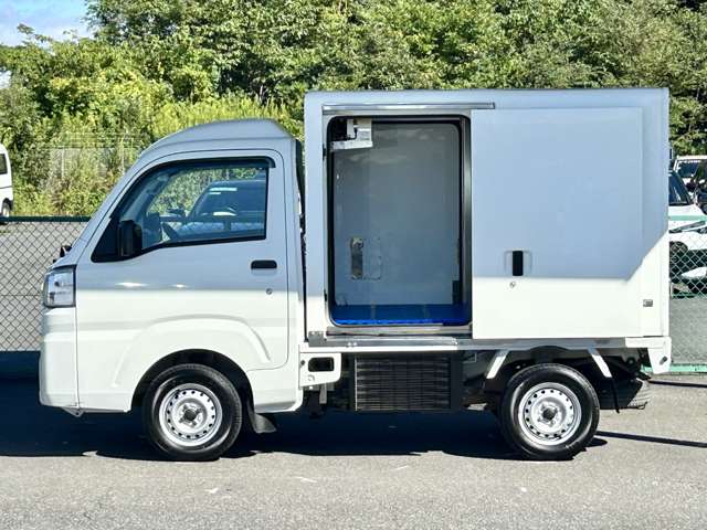 ダイハツ ハイゼットトラック ＦＲＰ中温冷蔵冷凍車 －７℃設定 R2年 (関東) 99