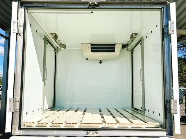 スズキ キャリイバン 冷蔵冷凍車 中温－５℃設定 H30年 (関東) 99