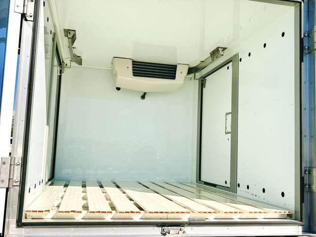 スズキ キャリイバン 冷蔵冷凍車 中温－５℃設定 H30年 (関東) 99