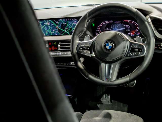 ＢＭＷ ２シリーズ Ｍ２３５Ｉ Ｘドライブ ４ＷＤ R2年 () 99