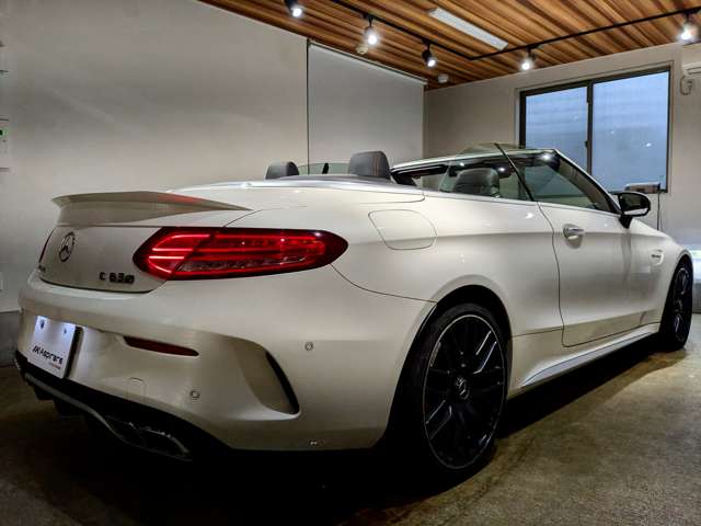 ＡＭＧ Ｃクラスカブリオレ Ｃ６３ Ｓ R1年 () 99