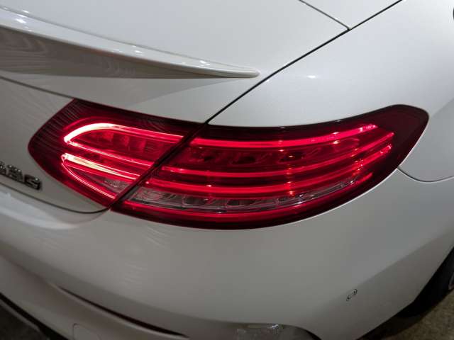 ＡＭＧ Ｃクラスカブリオレ Ｃ６３ Ｓ R1年 () 99