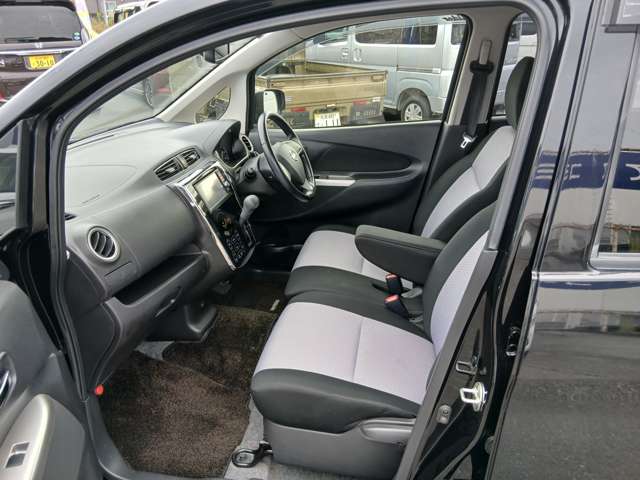 日産 デイズ ６６０ ライダー ハイウェイスターＸ ４ＷＤベース H25年 () 99