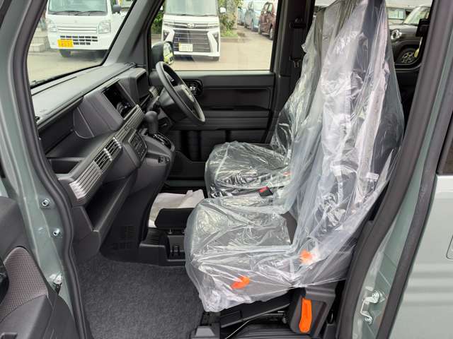 ホンダ Ｎ−ＶＡＮ ６６０ ファン ターボ ４ＷＤ R8年 () 99
