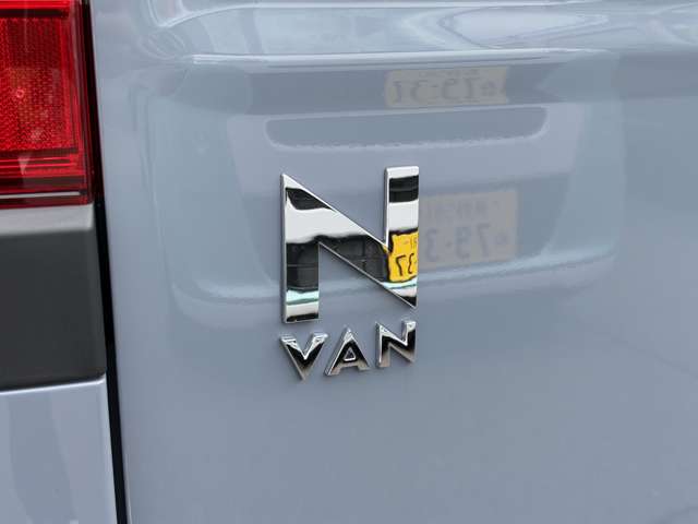 ホンダ Ｎ−ＶＡＮ ６６０ ファン ターボ ４ＷＤ R8年 () 99