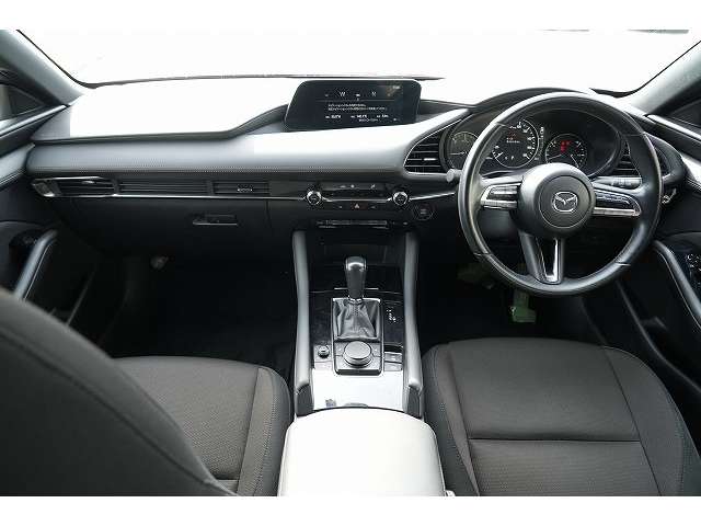 マツダ ＭＡＺＤＡ３　ファストバック １．８ ＸＤ プロアクティブ ディーゼルターボ R1年 (関東) 99