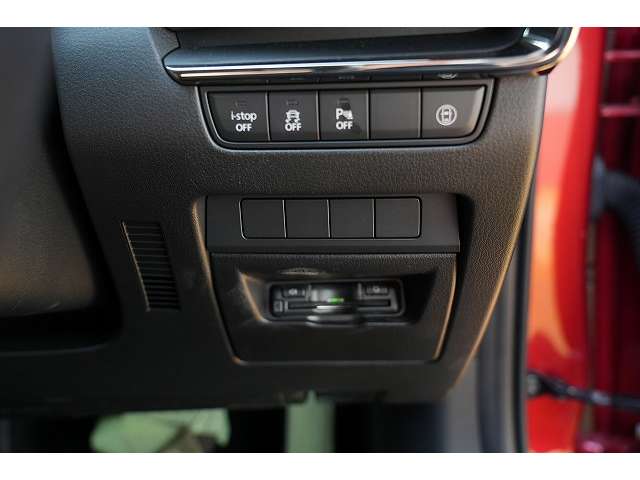 マツダ ＭＡＺＤＡ３　ファストバック １．８ ＸＤ プロアクティブ ディーゼルターボ R1年 (関東) 99