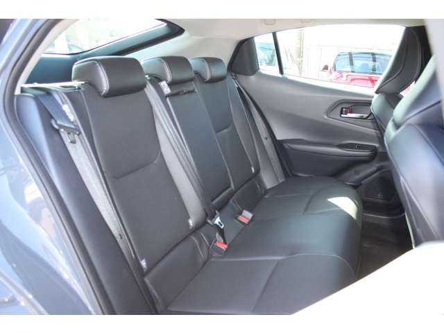 トヨタ プリウス ２．０ Ｚ R5年 (関東) 99