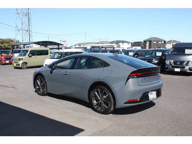 トヨタ プリウス ２．０ Ｚ R5年 (関東) 99