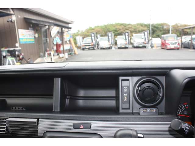 ホンダ Ｎ−ＶＡＮ ６６０ ＋スタイル ファン ホンダセンシング ４ＷＤ R1年 (関東) 99