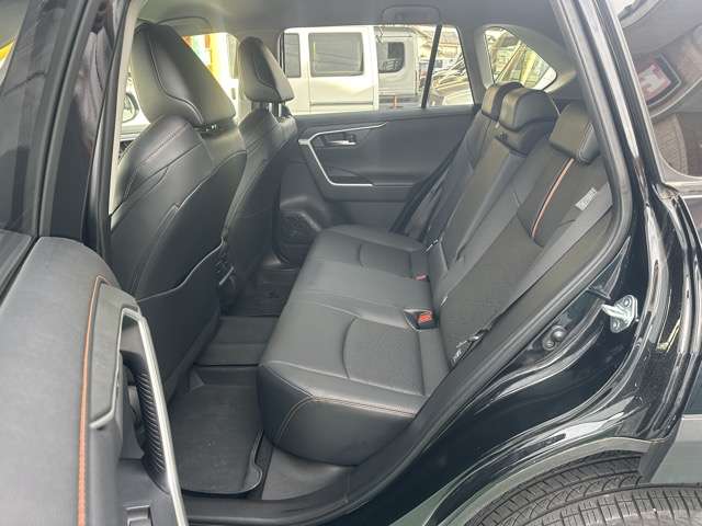 トヨタ ＲＡＶ４ ２．０ アドベンチャー ４ＷＤ R3年 (東海) 99