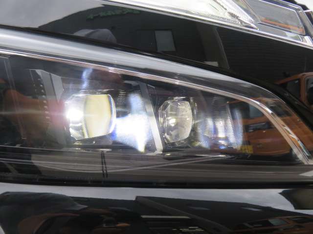 トヨタ ヴォクシー ２．０ ＺＳ 煌 H30年 (甲信越・北陸) 99