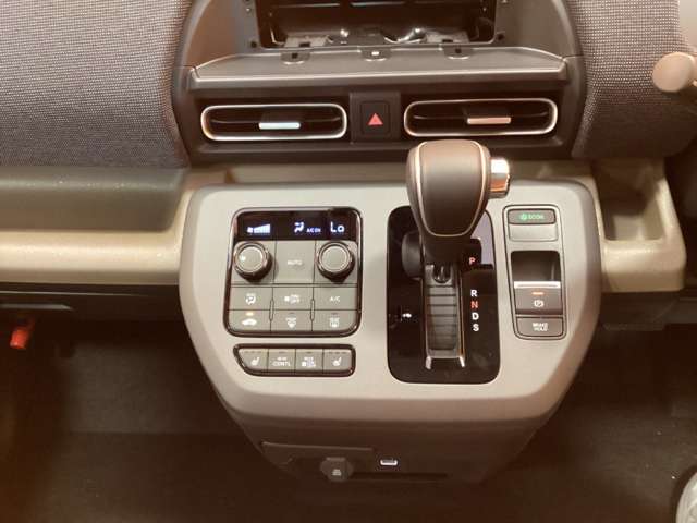 ホンダ フリード １．５ エアー ＥＸ R8年 (近畿) 99