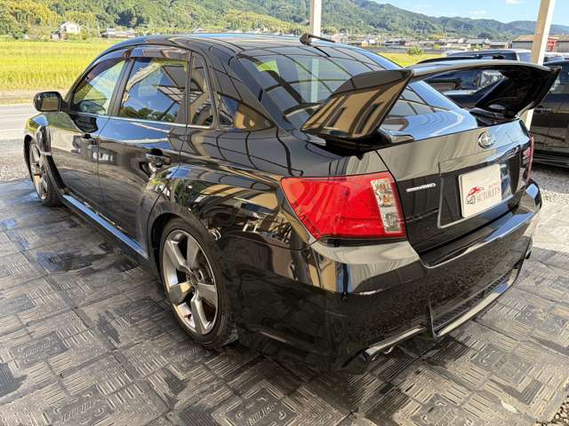 スバル インプレッサ ２．０ ＷＲＸ スペックＣ １８インチタイヤ仕様 ４ＷＤ H25年 (近畿) 99