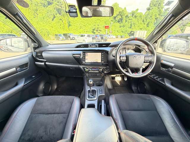 トヨタ ハイラックス ２．４ Ｚ ＧＲスポーツ ディーゼルターボ ４ＷＤ R4年 (東北) 99