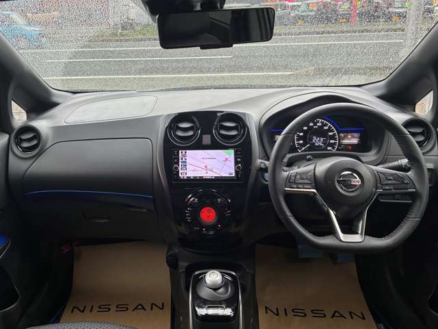 日産 ノート １．２ Ｅ－ＰＯＷＥＲ メダリスト ＦＯＵＲ ブラックアロー ４ＷＤ H30年 (東北) 99