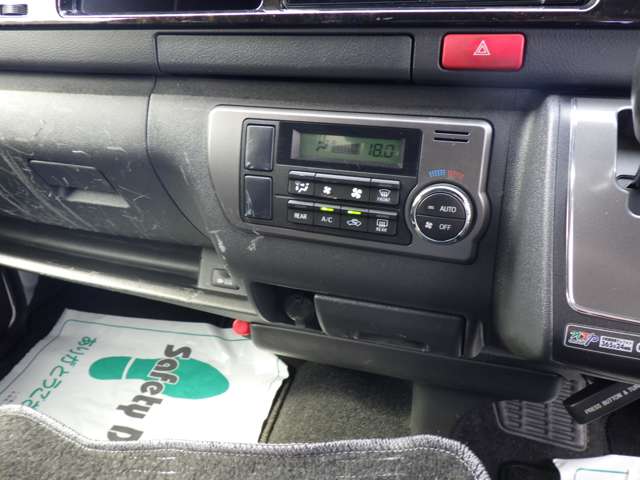 トヨタ ハイエースバン ２．８ スーパーＧＬ ダークプライムＩＩワイド ミドルルーフ ロングボディ ディーゼルターボ R5年 (関東) 99