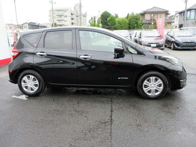 日産 ノート １．２ Ｅ－ＰＯＷＥＲ Ｘ H30年 (関東) 99