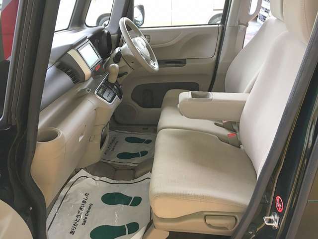 ホンダ Ｎ　ＢＯＸ ６６０ Ｇ ＳＳパッケージ H28年 (関東) 99