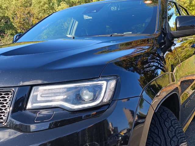 ジープ グランドチェロキー ＳＲＴ８ ４ＷＤ R1年 (近畿) 99