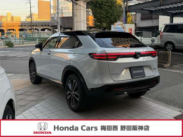 ホンダ ヴェゼル １．５ Ｅ：ＨＥＶ Ｚ プレイパッケージ R7年 (近畿) 99