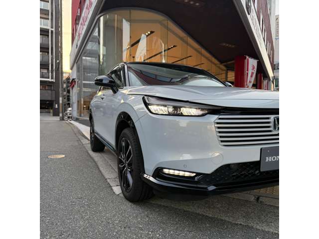 ホンダ ヴェゼル １．５ Ｅ：ＨＥＶ Ｚ プレイパッケージ R7年 (近畿) 99