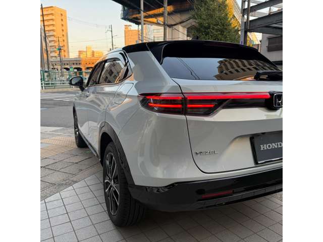 ホンダ ヴェゼル １．５ Ｅ：ＨＥＶ Ｚ プレイパッケージ R7年 (近畿) 99
