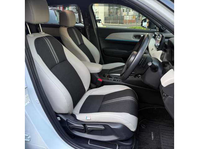 ホンダ ヴェゼル １．５ Ｅ：ＨＥＶ Ｚ プレイパッケージ R7年 (近畿) 99