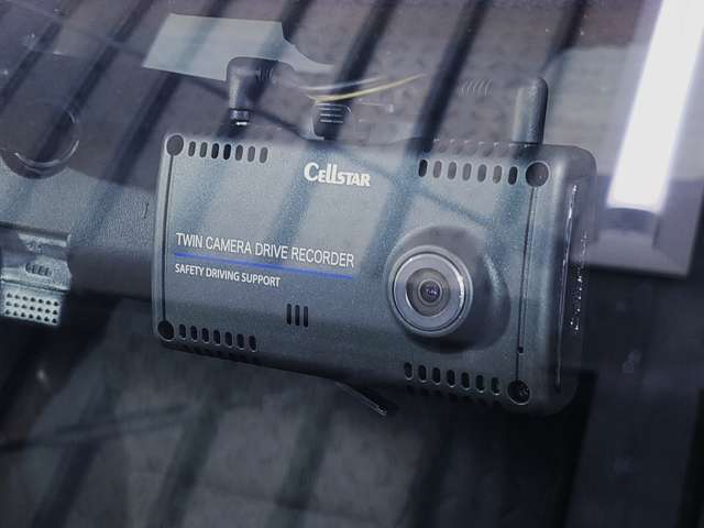 ホンダ フィット １．３ １３Ｇ Ｆパッケージ H25年 (近畿) 99