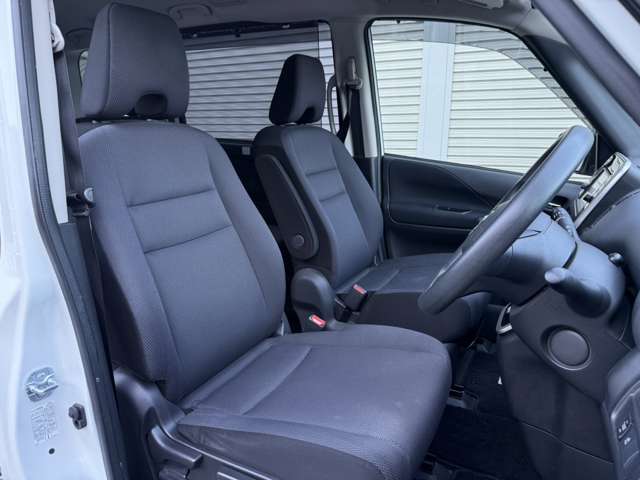 日産 セレナ ２．０ Ｓ H29年 () 99