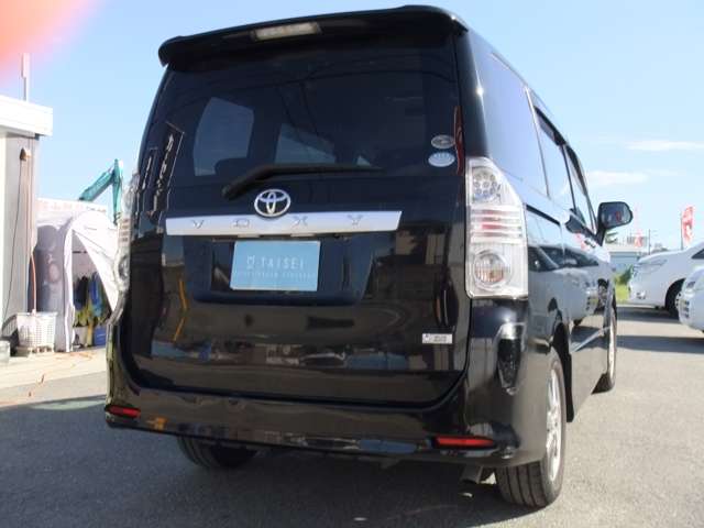 トヨタ ヴォクシー ２．０ ＺＳ 煌 H21年 (近畿) 99
