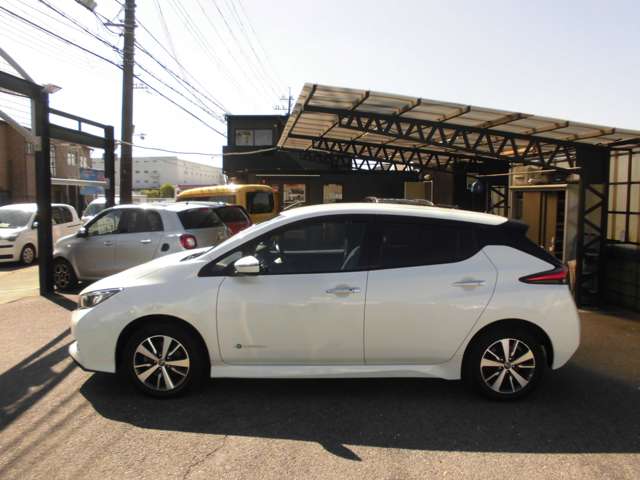 日産 リーフ ｅ＋　Ｘ R1年 (近畿) 99