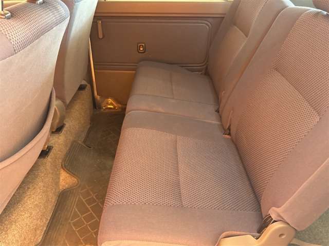 ダイハツ ハイゼットカーゴ ６６０ クルーズ ハイルーフ ４ＷＤ H22年 (近畿) 99