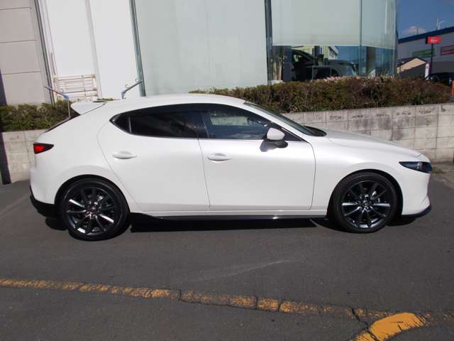 マツダ ＭＡＺＤＡ３　ファストバック １．８ ＸＤ プロアクティブ ツーリング セレクション ディーゼルターボ R4年 (中国) 99
