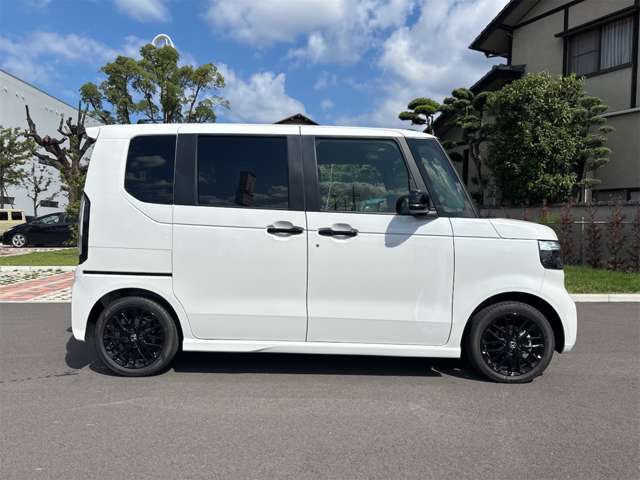 ホンダ Ｎ　ＢＯＸ カスタム ６６０ ターボ ブラック スタイル R8年 (九州・沖縄) 99