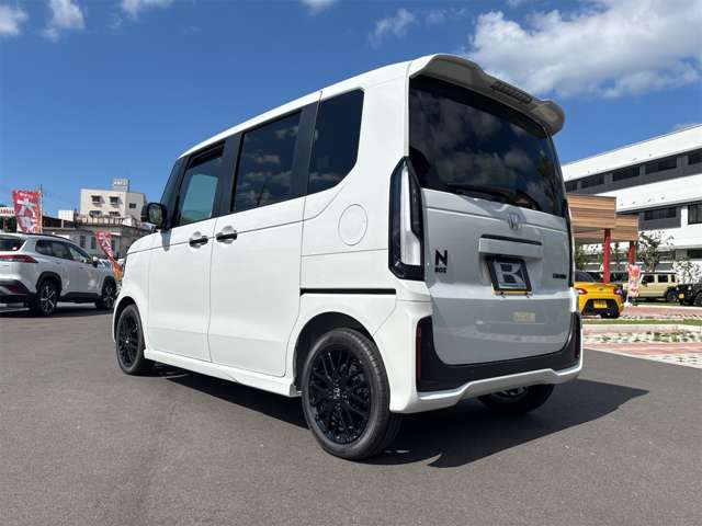 ホンダ Ｎ　ＢＯＸ カスタム ６６０ ターボ ブラック スタイル R8年 (九州・沖縄) 99