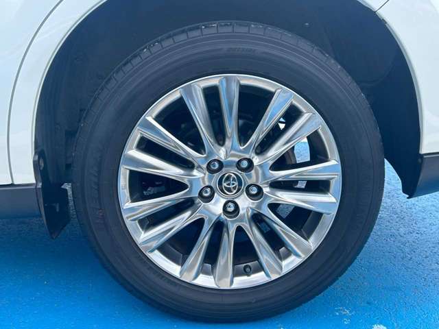 トヨタ ハリアー ２．０ プレミアム R1年 (関東) 99