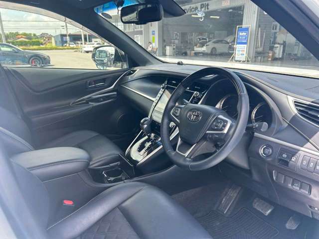 トヨタ ハリアー ２．０ プレミアム R1年 (関東) 99