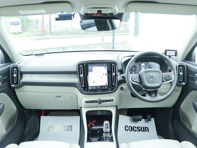 ボルボ ＸＣ４０ リチャージ　プラグインハイブリッド　Ｔ５　インスクリプション R2年 (関東) 99