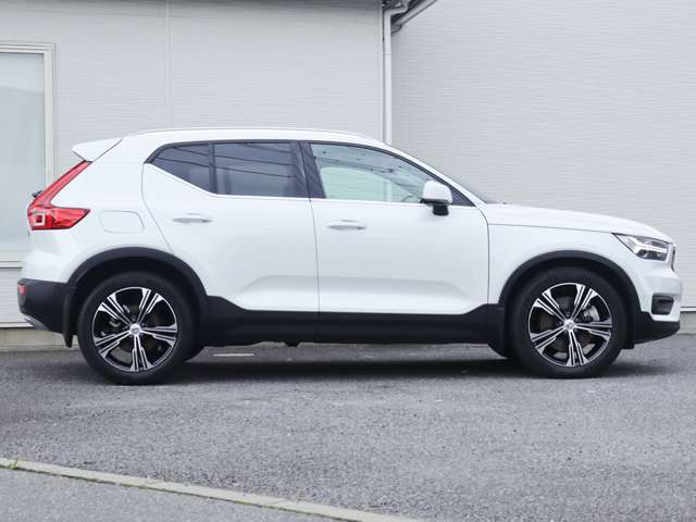 ボルボ ＸＣ４０ リチャージ　プラグインハイブリッド　Ｔ５　インスクリプション R2年 (関東) 99