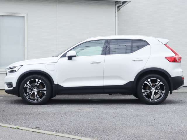 ボルボ ＸＣ４０ リチャージ　プラグインハイブリッド　Ｔ５　インスクリプション R2年 (関東) 99